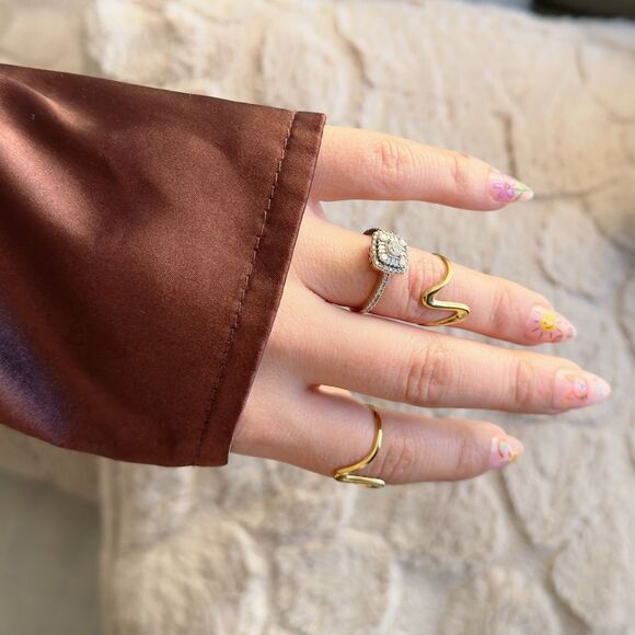 18k gold plated stainless steel minimalist cuff ring - Picture 2 of 9